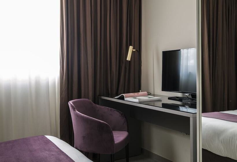 سوییت خانوادگی, Urban Valley Resort & Spa