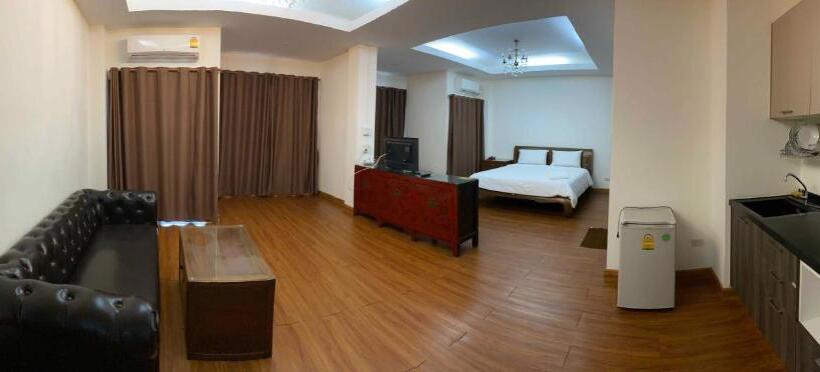 バルコニー付スイート, Iya