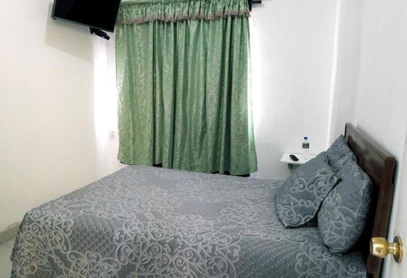 غرفة قياسية فردية, Oaxaquita La Bella