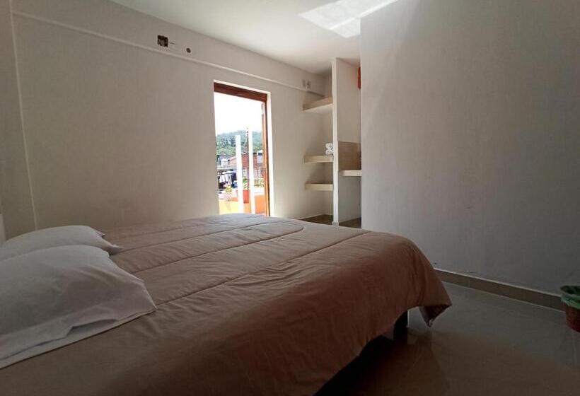 غرفة قياسية سرير كينج, Oaxaquita La Bella