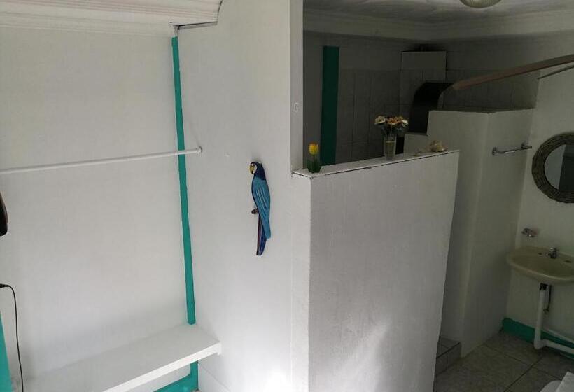 اتاق استاندارد, Secret Garden