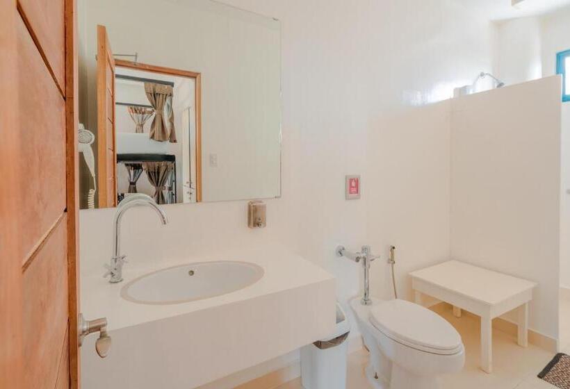 تختخواب در اتاق مشترک, Hop Hostel