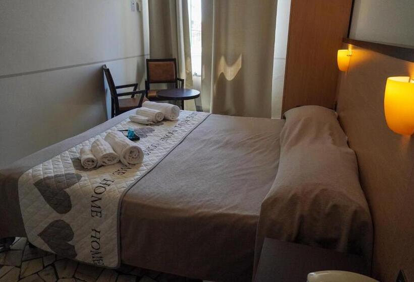 اتاق سوپریور, Cilene