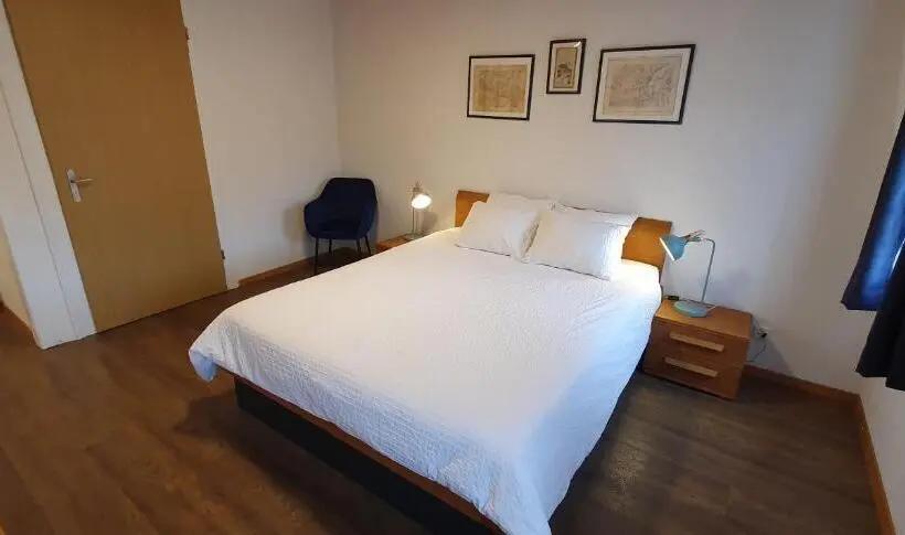スーペリアールーム, The Aarburg Hotel & Café