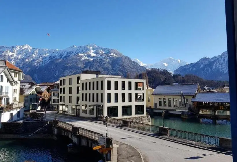 マウンテンビューファミリールーム, The Aarburg Hotel & Café