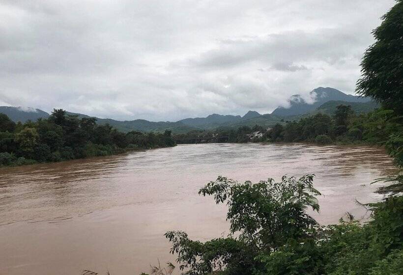 غرفة قياسية ثلاثية, Luang Prabang Villa Sirikili River View