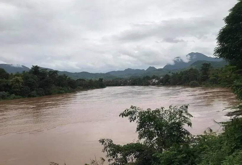 スタンダードトリプルルーム, Luang Prabang Villa Sirikili River View