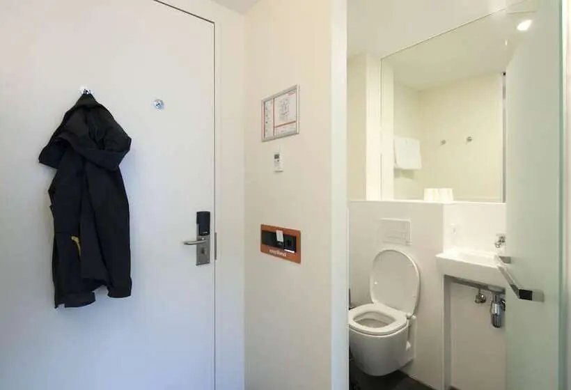 スタンダードルーム, Easyhotel The Hague Scheveningen Beach