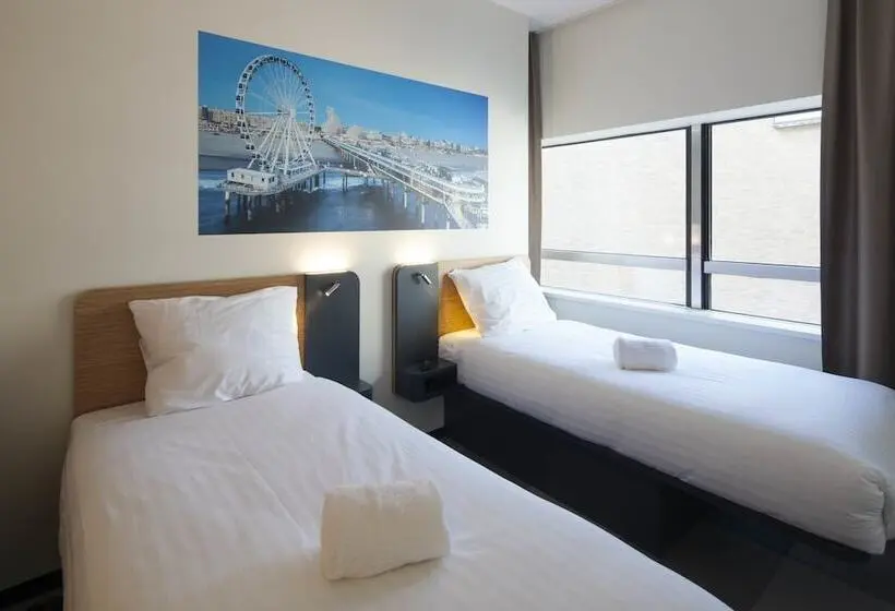 スタンダードルーム, Easyhotel The Hague Scheveningen Beach