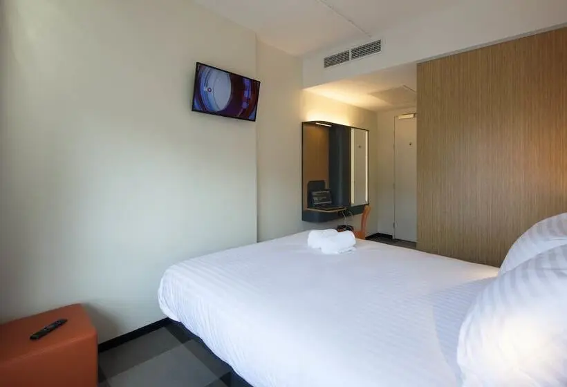 スーペリアールーム, Easyhotel The Hague Scheveningen Beach