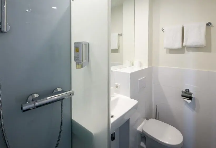 ファミリールーム, Easyhotel The Hague Scheveningen Beach