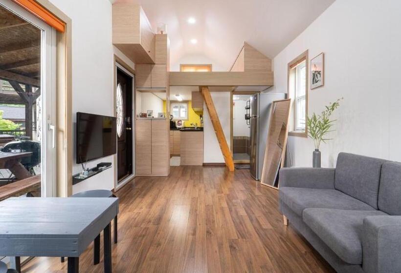 Escritório Estándar, Gapyeong Daon Dokchae Pension