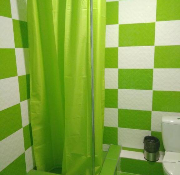 اتاق استاندارد, Art Galery Hostel