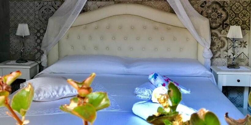 اتاق سوپریور, Domo All Antico Borgo