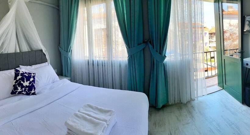 Номер Deluxe Вид на Город, Zer Suites Alaçatı