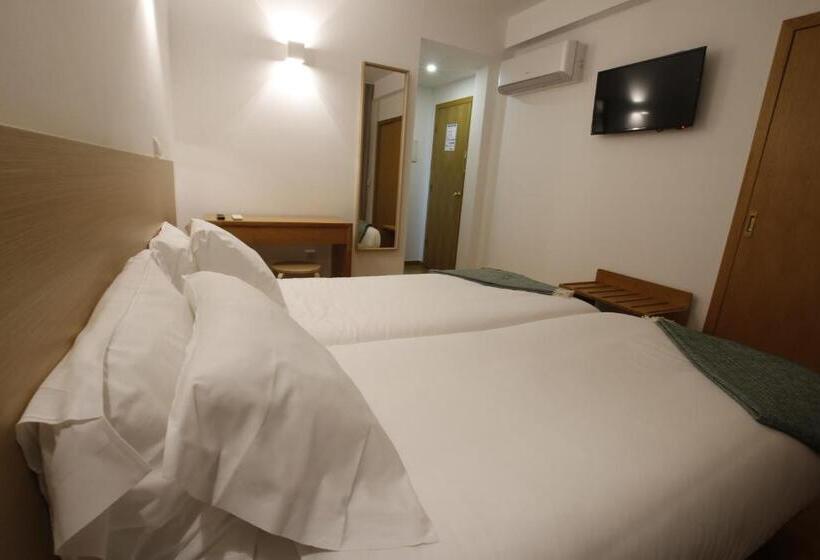 اتاق استاندارد با چشمانداز, Baixa