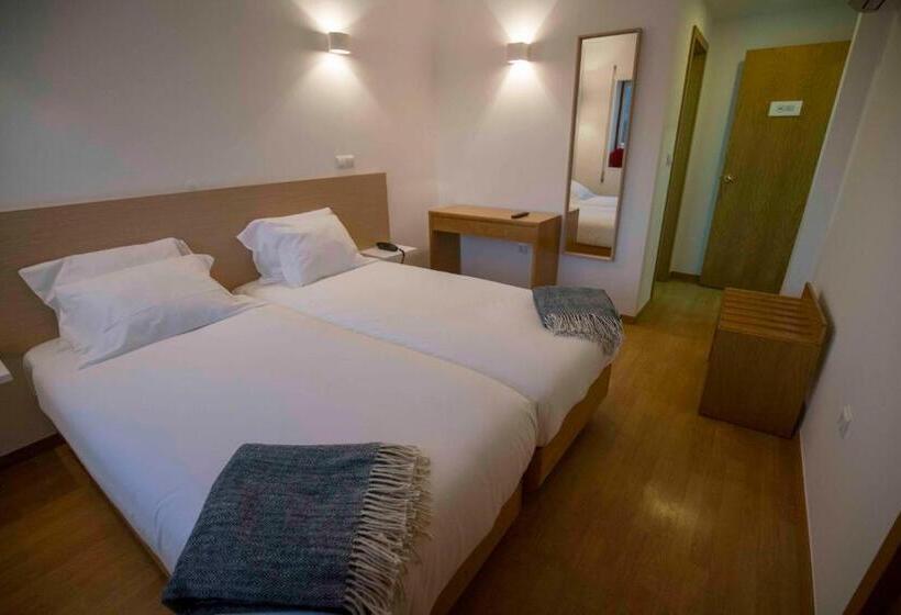 اتاق استاندارد با چشمانداز, Baixa