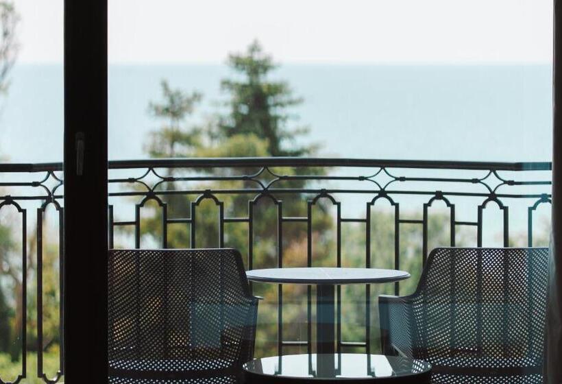 디럭스 테라스 룸 바다 전망, Astor Garden