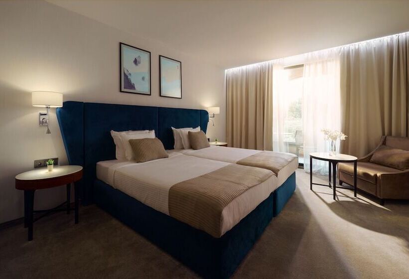 Номер Стандарт Вид на Парк, Astor Garden