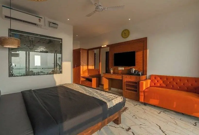 バルコニーつきオーシャンビュースーペリアルーム, The Hosteller Goa, Mandrem