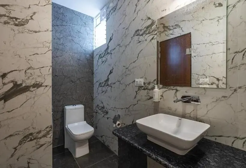 オーシャンビューデラックスルームバルコニー付き, The Hosteller Goa, Mandrem