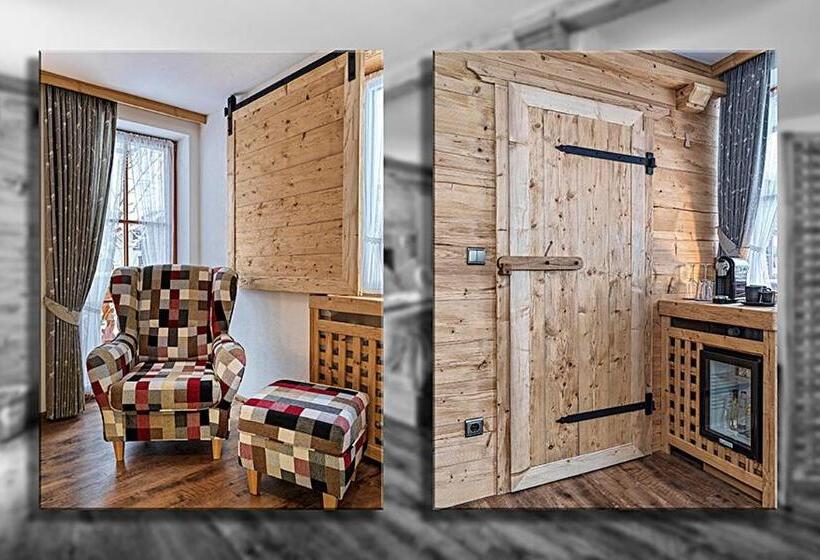 Superior suite with balcony, Almhotel Grünsteinblick