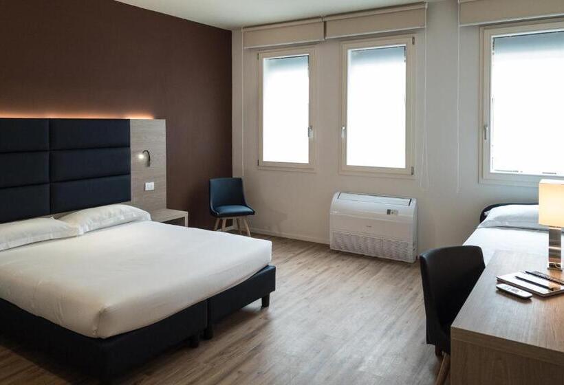 اتاق خانوادگی, Letto A Castello