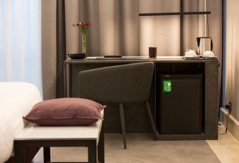 غرفة قياسية ثلاثية, Principessa Mafalda