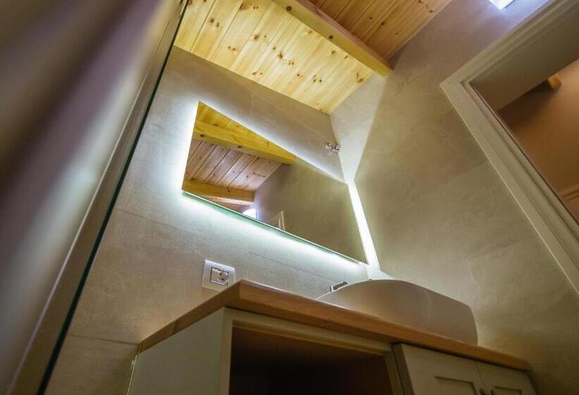 バルコニー付きデラックスルーム, Villa Ester