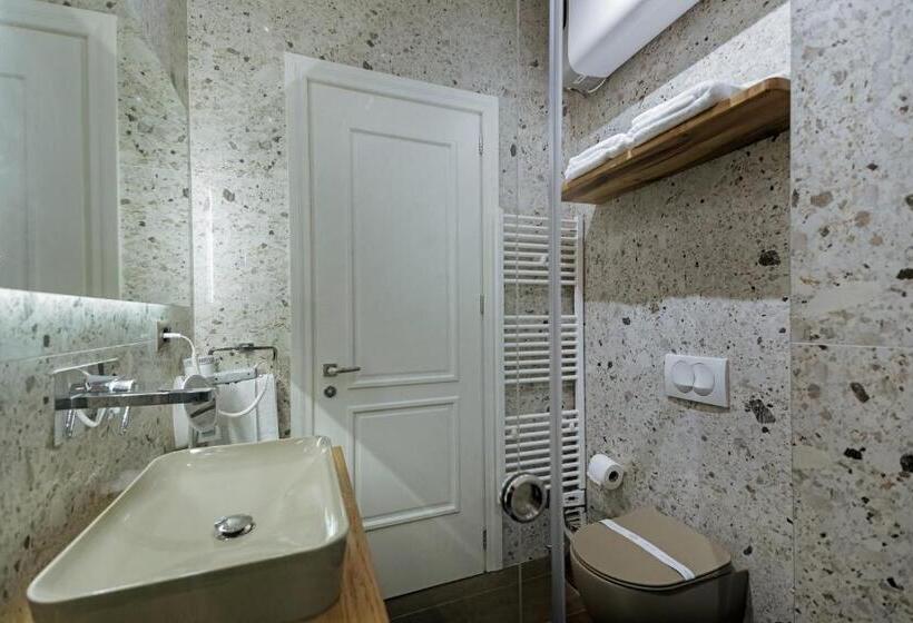 スーペリアースイート, Villa Ester