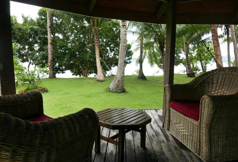 Chata, Dolarog Beach Resort