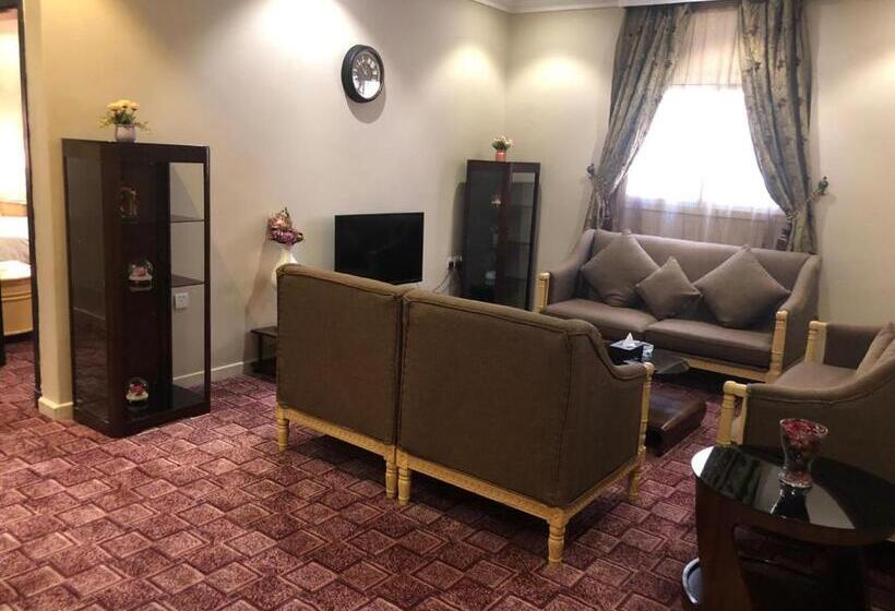 Deluxe Suite met Kingsize Bed, Concord Plaza