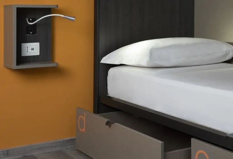 Letto in Camera Condivisa, The Romehello