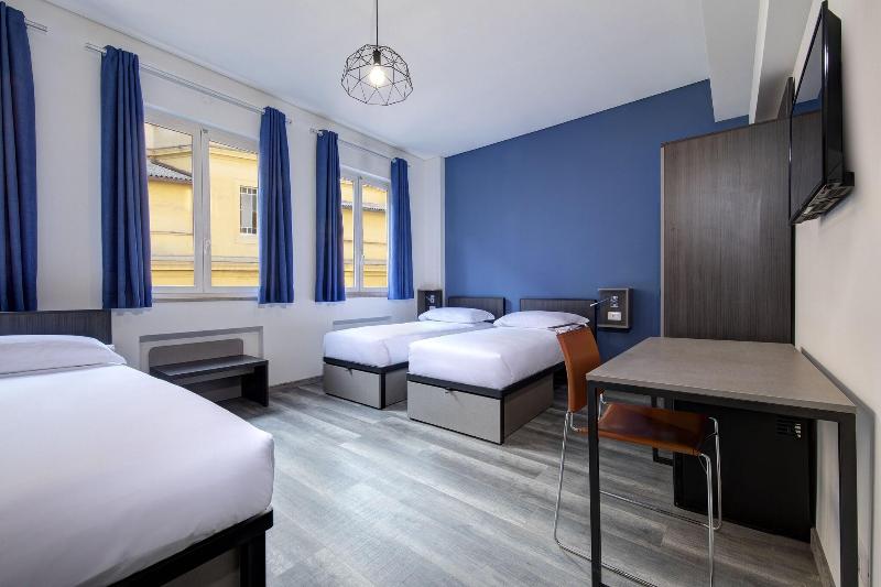 Camera Tripla Standard, The Romehello