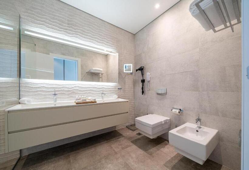 اتاق استاندارد با تخت بزرگ, Nikki Beach Resort & Spa Montenegro