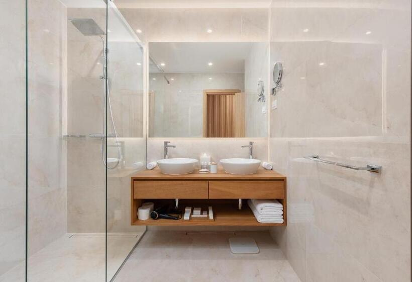 اتاق استاندارد, Nikki Beach Resort & Spa Montenegro