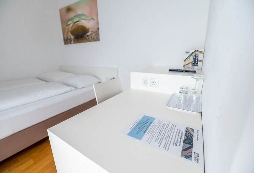 Номер Стандарт, Shome Hotel Graz   Self Check In & Free Parking