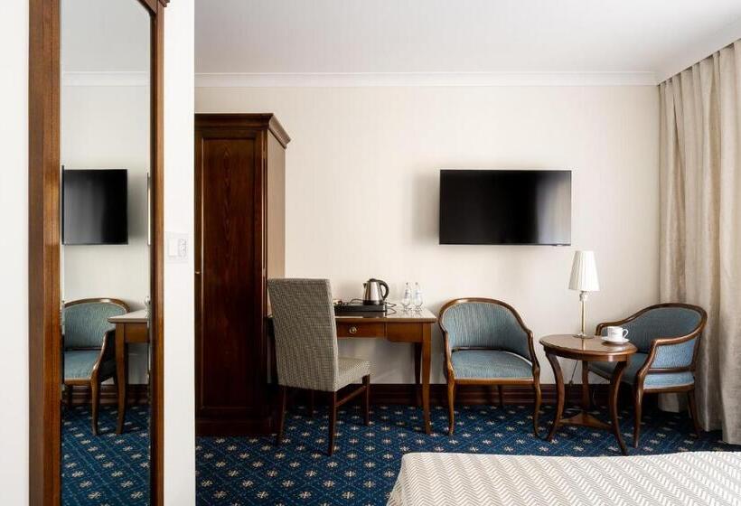 Habitación Deluxe con Balcón, Coco Boutique Hotel & Spa