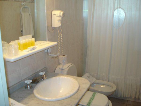 غرفة قياسية رباعية, Green