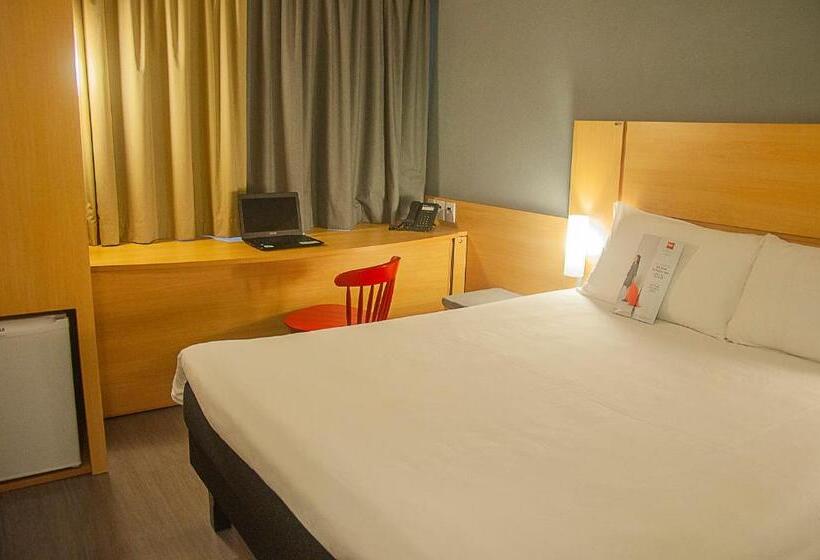 Номер Стандарт, Ibis Montenegro