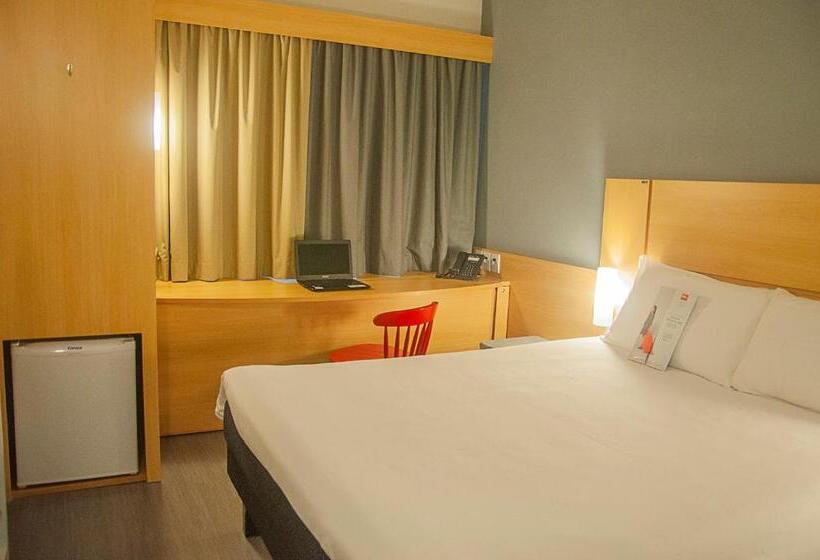 Номер Стандарт, Ibis Montenegro