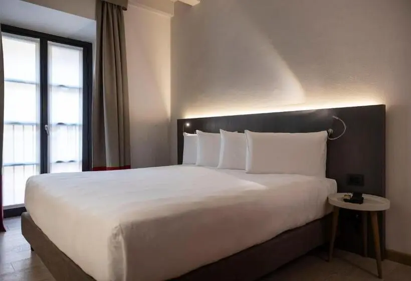 Superior-huone, Savona 18 Suites