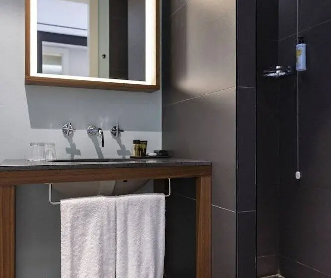 Sviitti, Savona 18 Suites