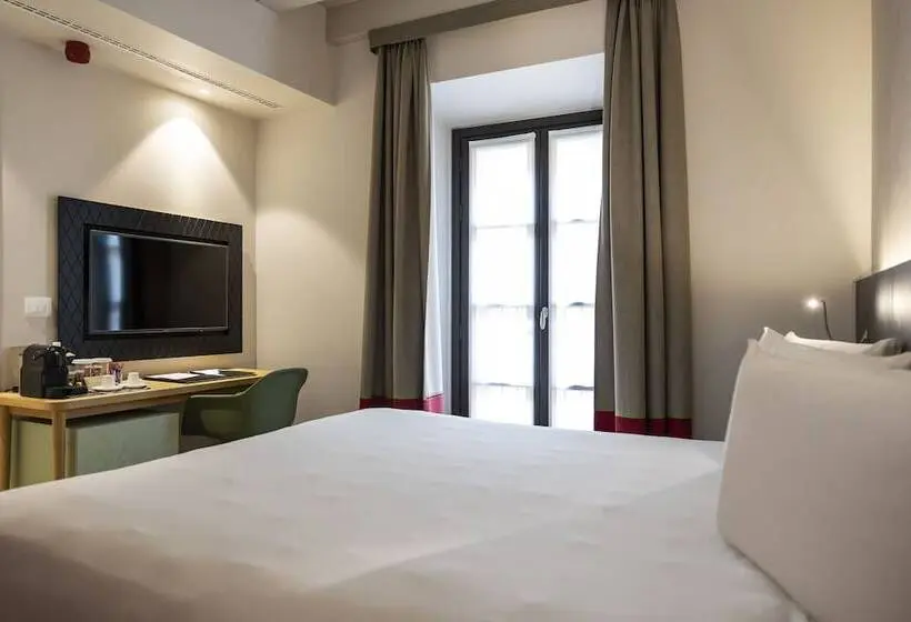 Comfort-huone, Savona 18 Suites