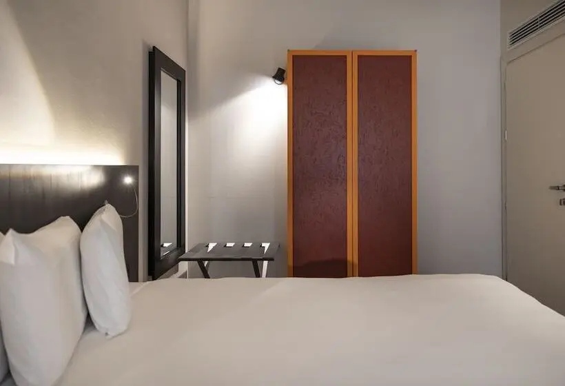 Comfort-huone, Savona 18 Suites