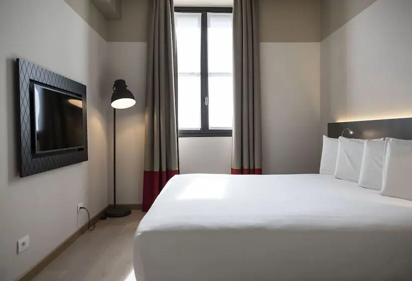 Executive-sviitti, Savona 18 Suites