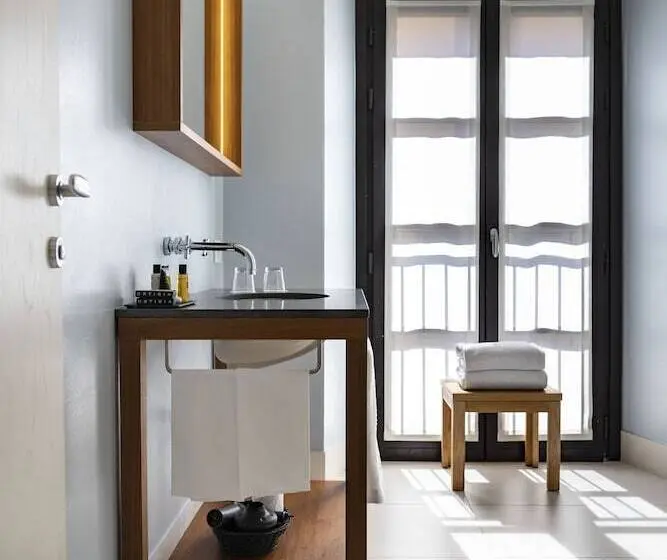 Deluxe-sviitti, Savona 18 Suites