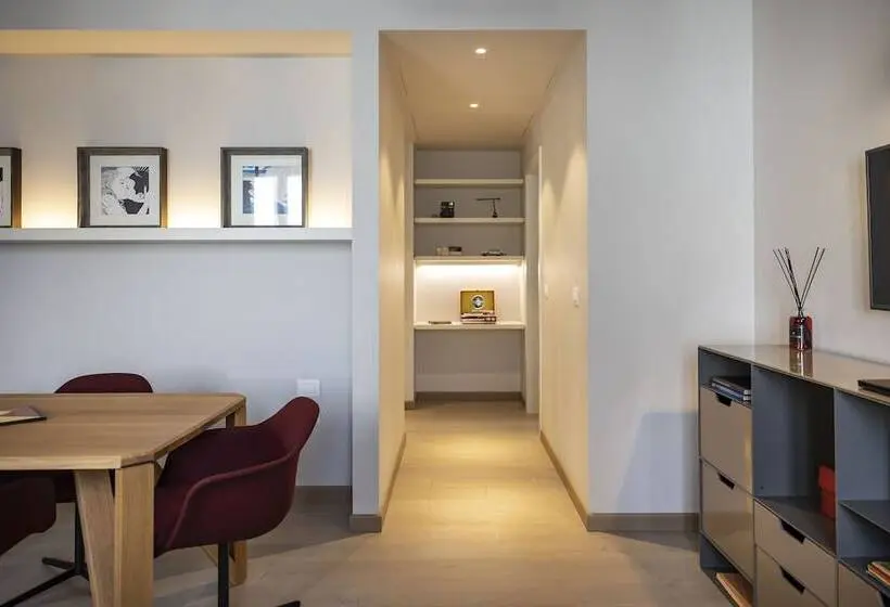 Executive-sviitti, Savona 18 Suites