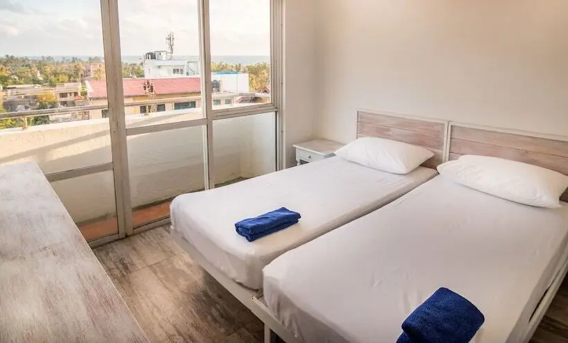 プレミアムルーム, Island Hostels