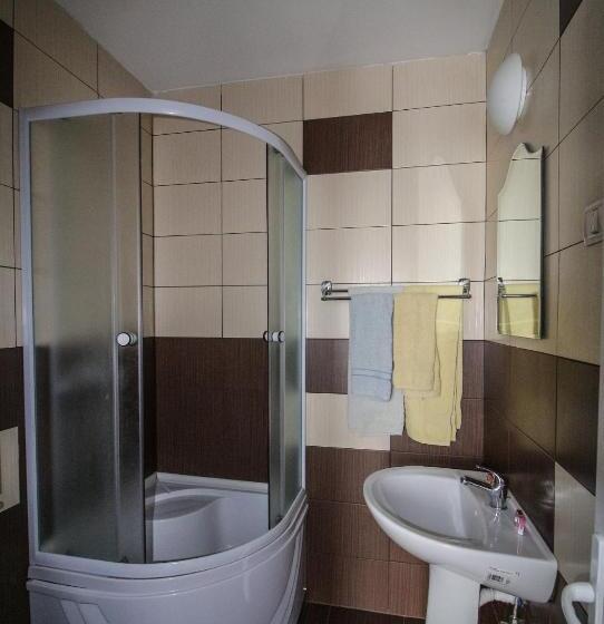 标准三人间, Motel Aris Meridian